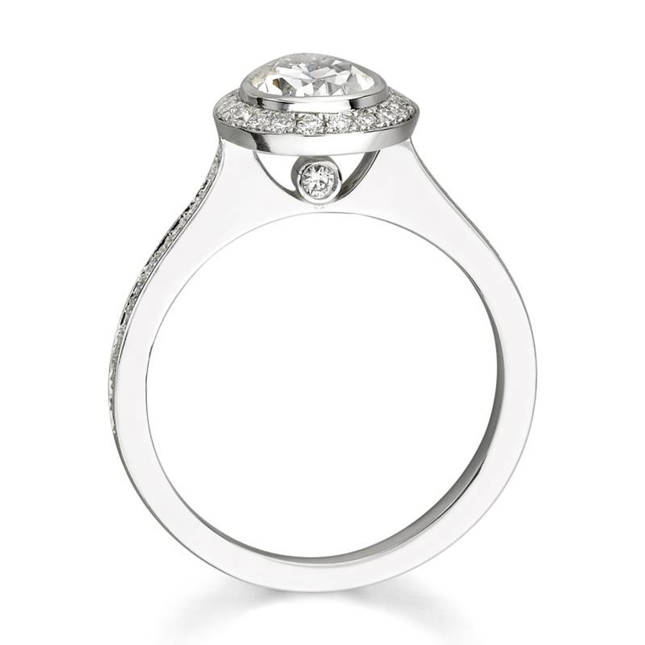 Sublime Diamond Ring with a Round Cut Diamond and Halo – TOR