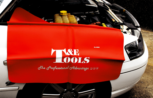 8660 - "Hang Tough" Fender Cover