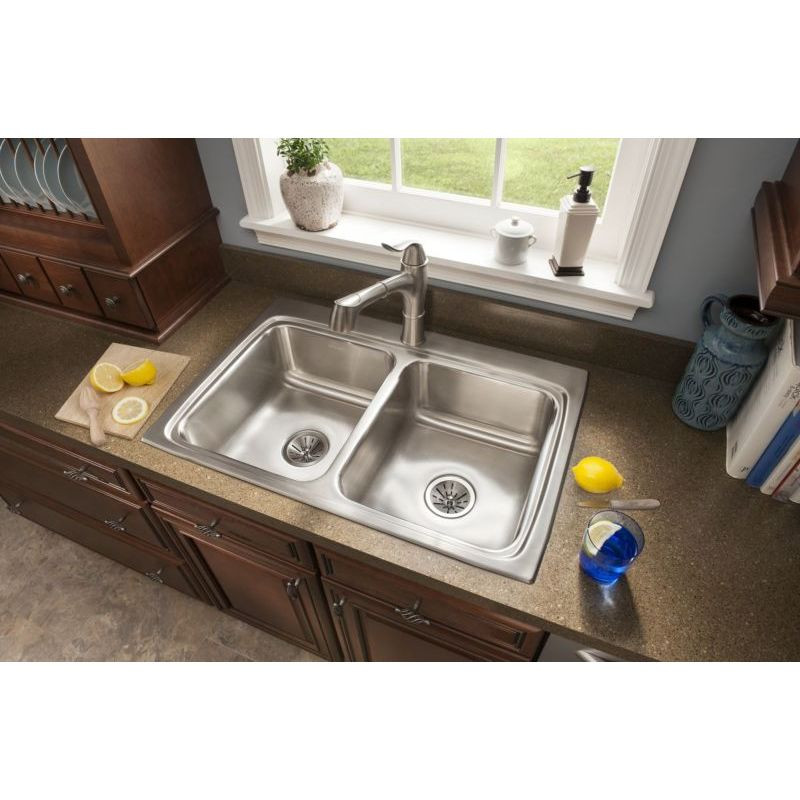 33" x 22" x 8-1/8" 18 Gauge Stainless Steel Equal Double Bowl Drop-in Kitchen Sink with 3 Faucet Holes in Lustrous Satin