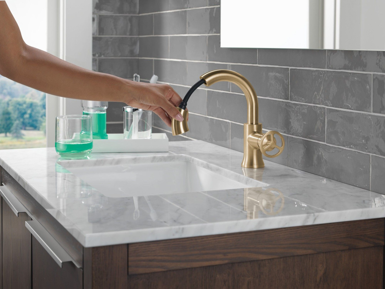 Delta 558HAR-CZPD-DST Trinsic Single Handle Pull Down Bathroom Faucet, Champagne Bronze