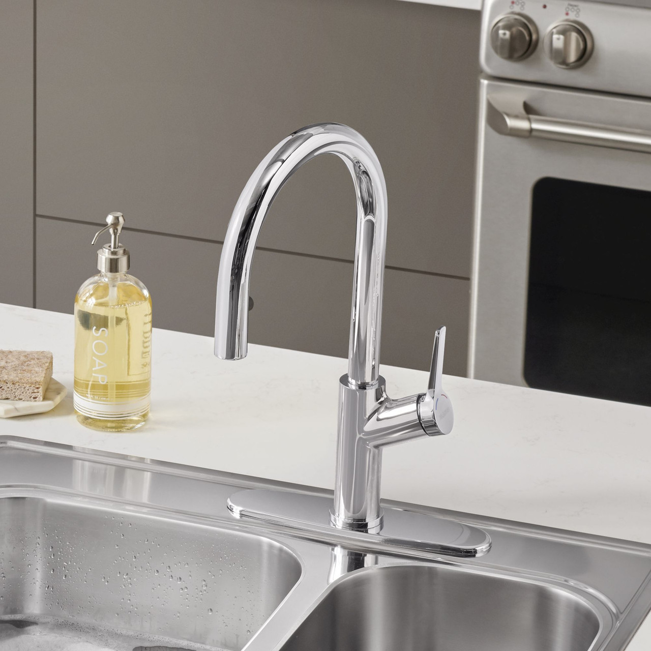 Blanco 526390 Urbena Single-Lever Pull-Down Kitchen Faucet with 1.5 GPM in Polished Chrome