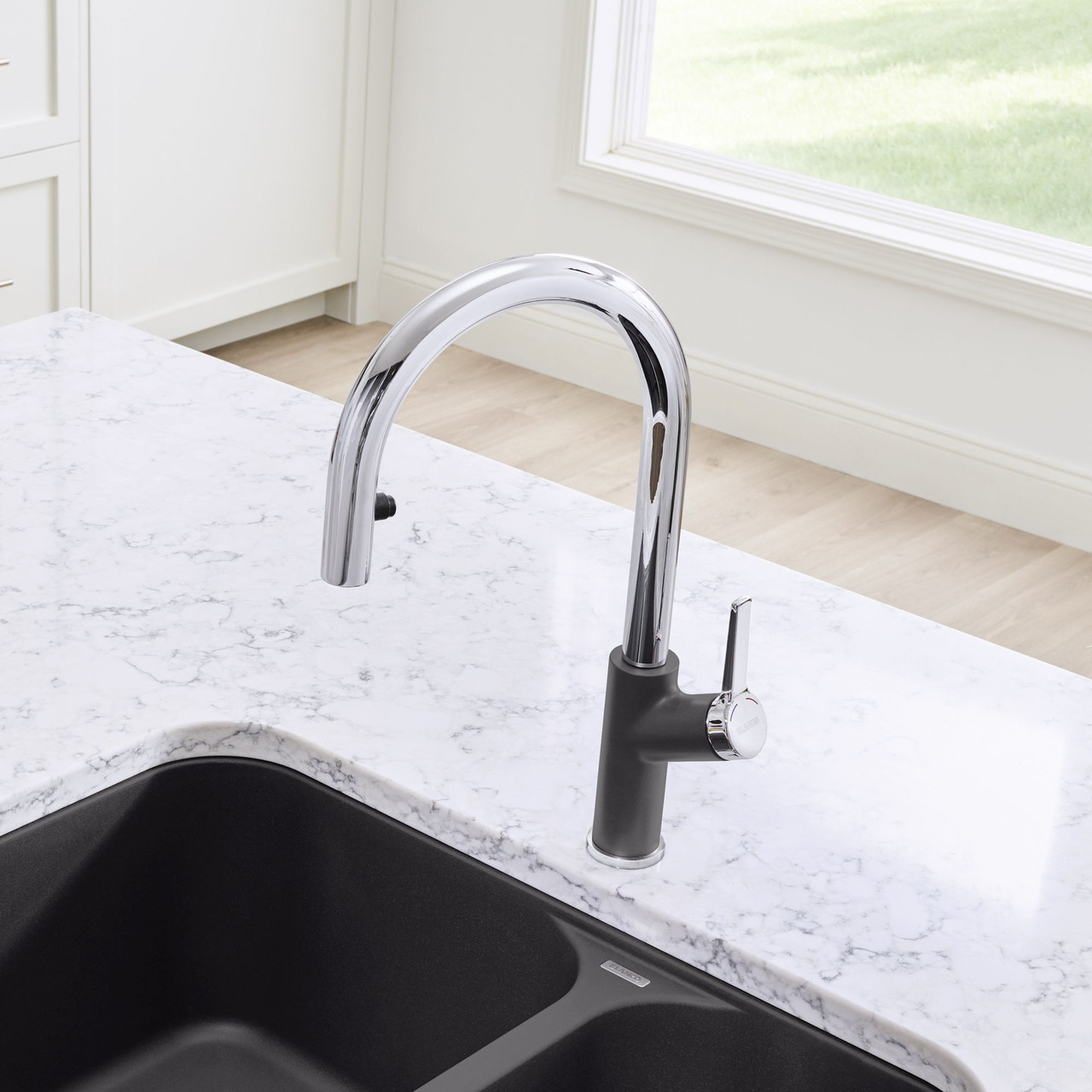 Blanco 526395 Urbena Single-Lever Pull-Down Kitchen Faucet with 1.5 GPM in Cinder/Chrome