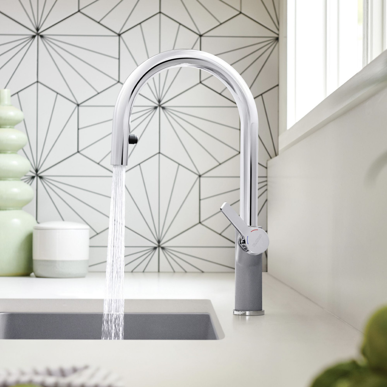 Blanco 526396 Urbena Single-Lever Pull-Down Kitchen Faucet with 1.5 GPM in Metallic Gray/Chrome