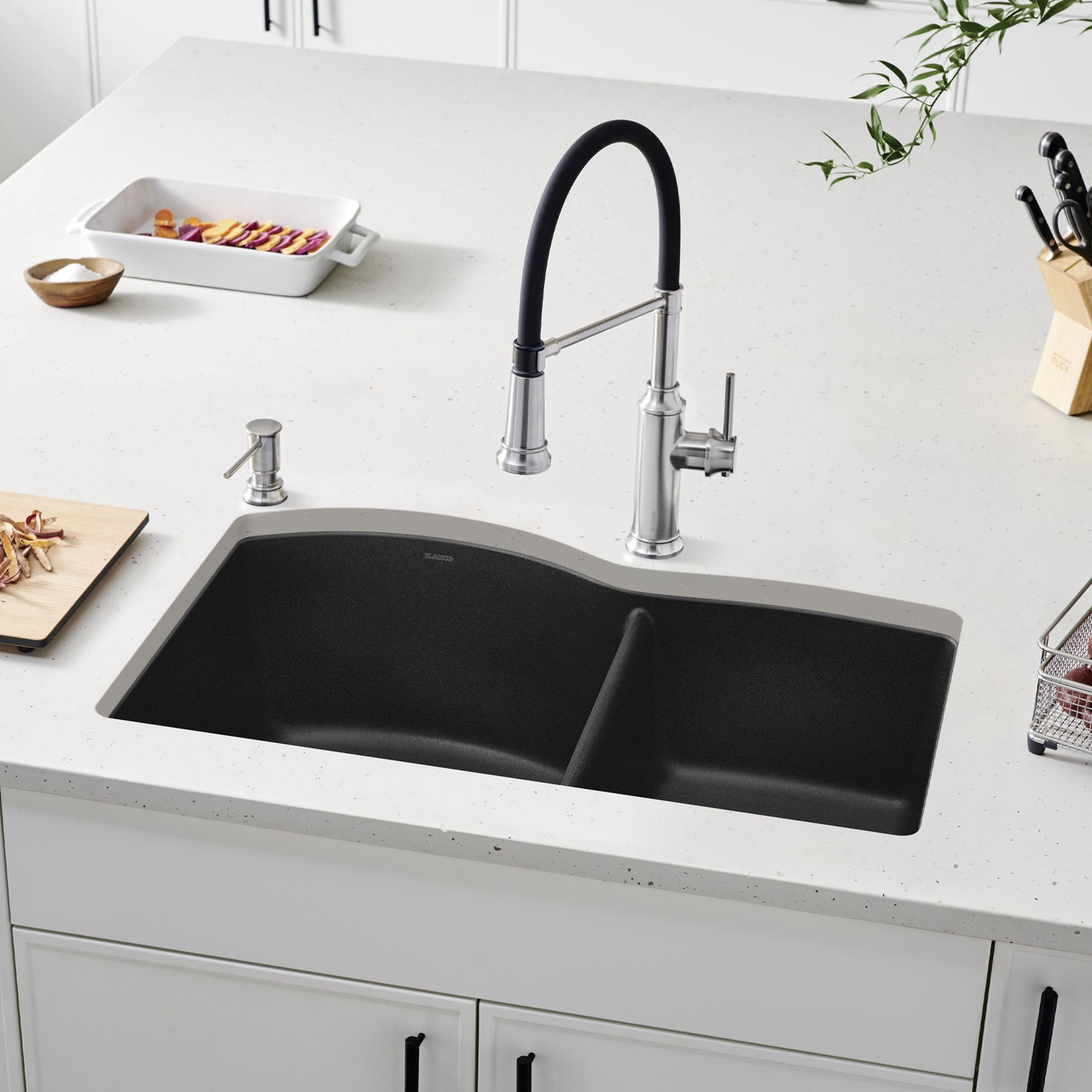 Blanco 440215 22-In X 33-In Double-Basin Granite Drop-In Or Undermount 1-Hole Residential Kitchen Sink in Anthracite