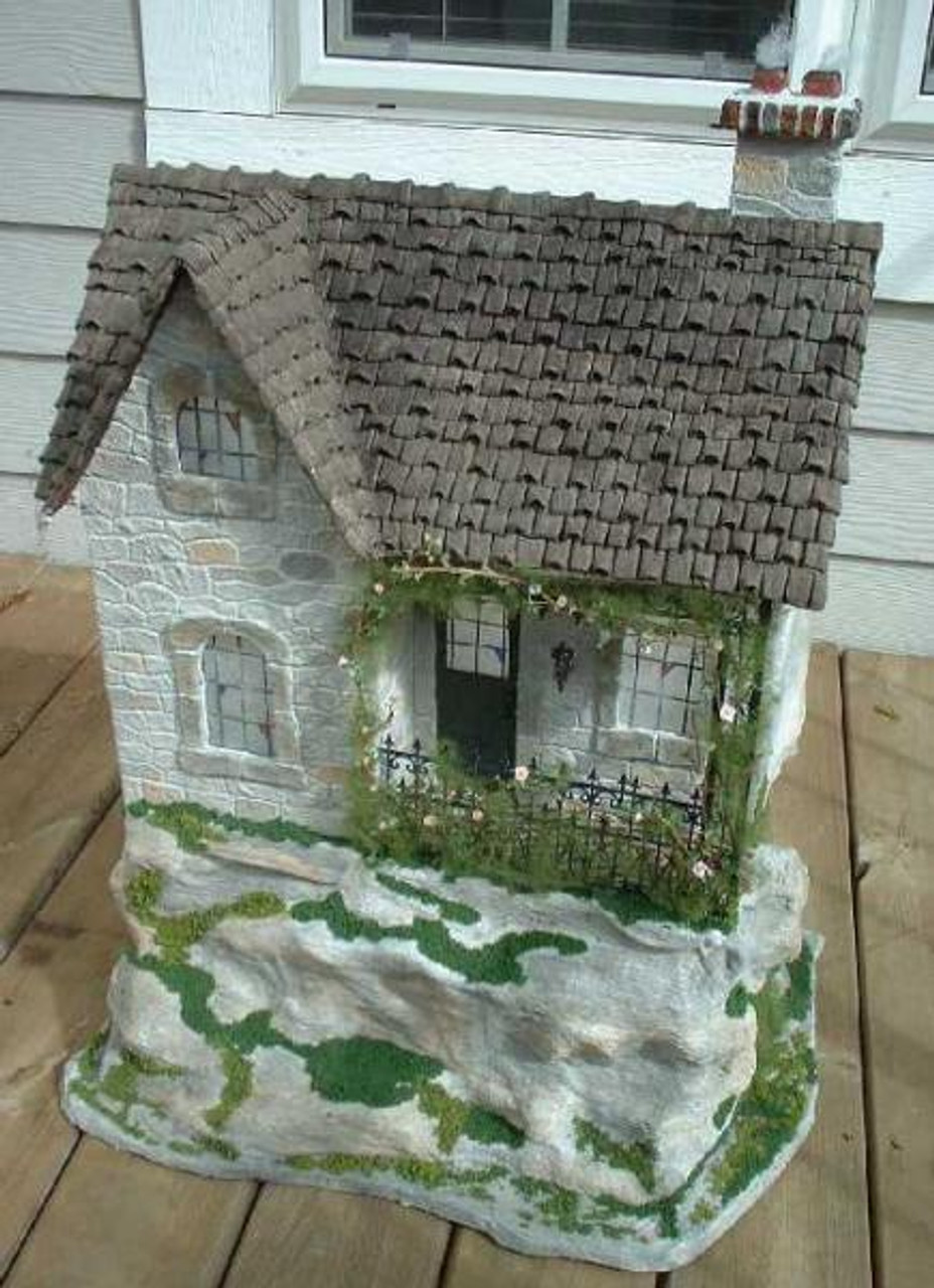 haunted house dollhouse kit