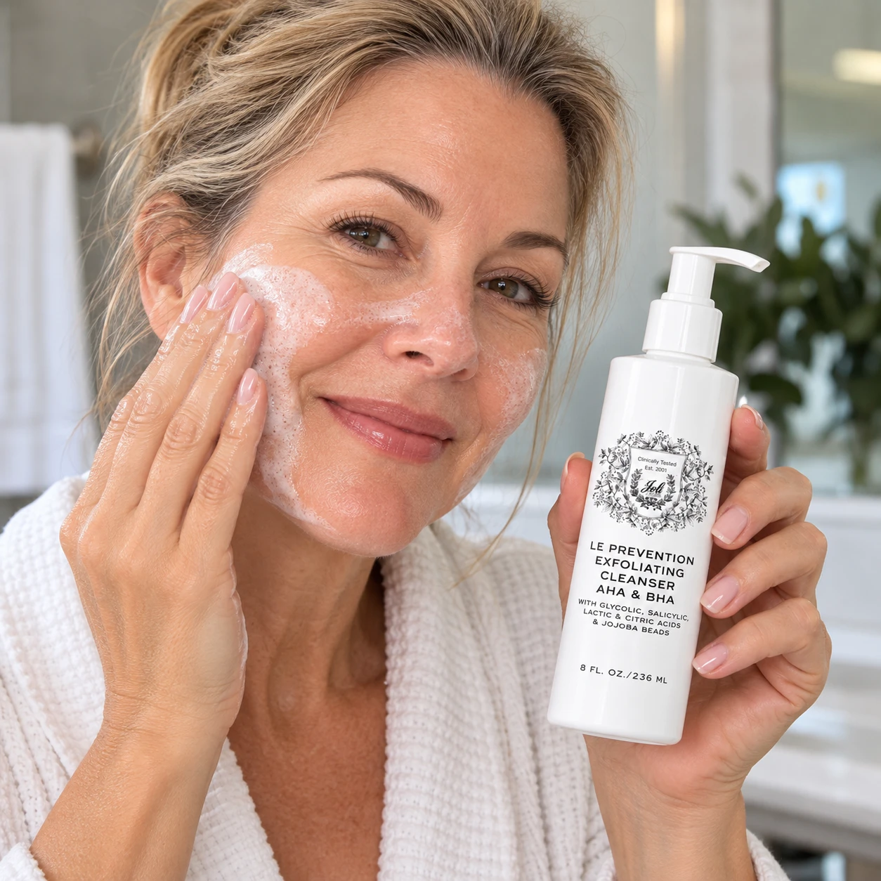 Aha/Bha Exfoliating Cleanser - Gentle Exfoliation