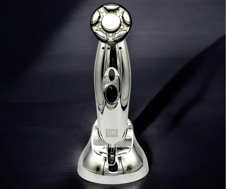 "Time Master Pro device with LED lights for anti-aging