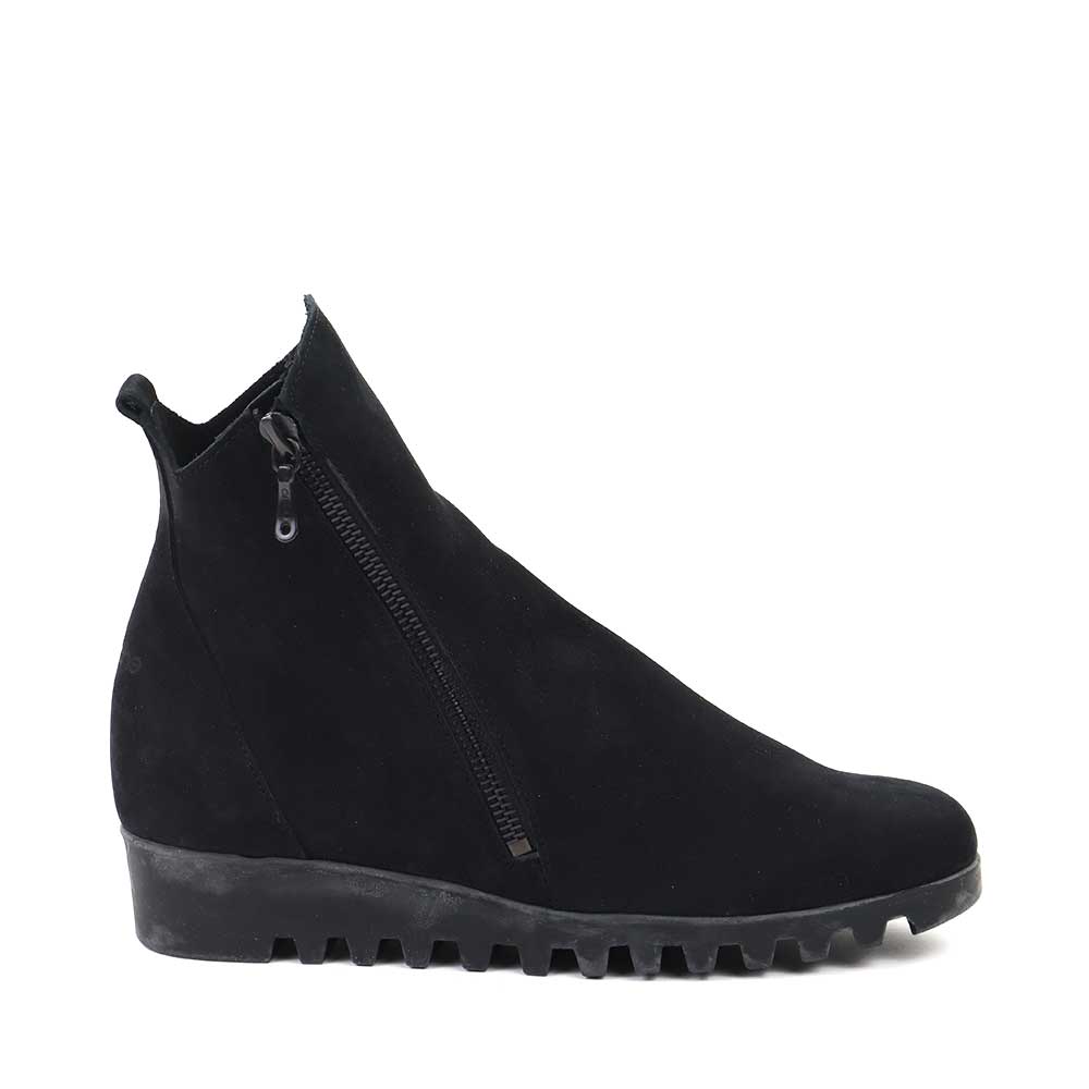 Arche Lomage Boot in Black Hanigs Footwear