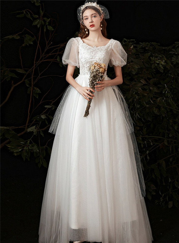 White Tulle Appliques Square Puff Sleeve Wedding Dress