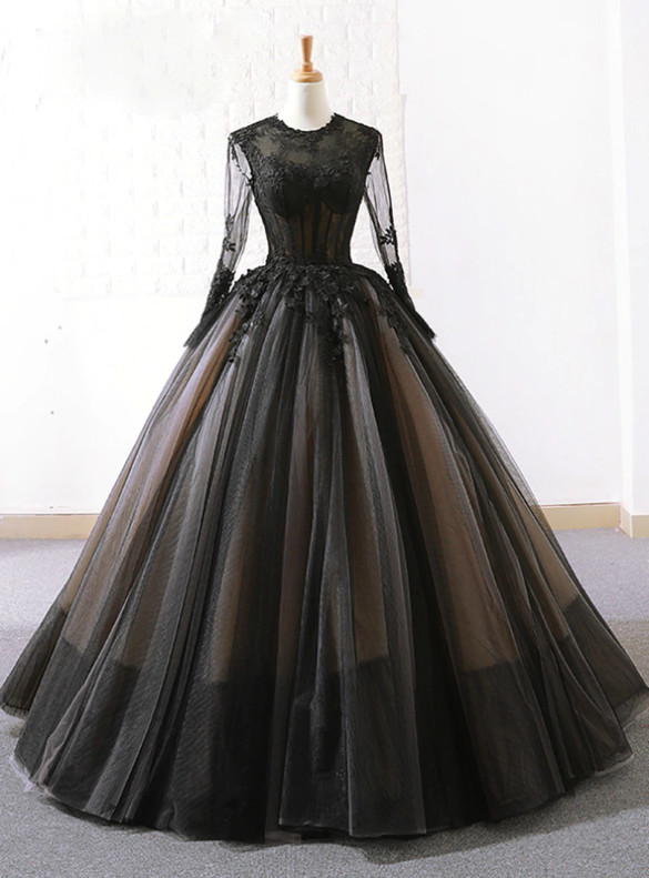 Vintage Black Ball Gown Tulle Appliques Prom Dress