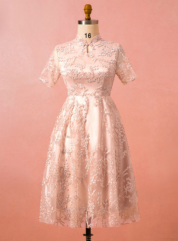 Plus Size Champagne Pink Short Sleeve Prom Dress