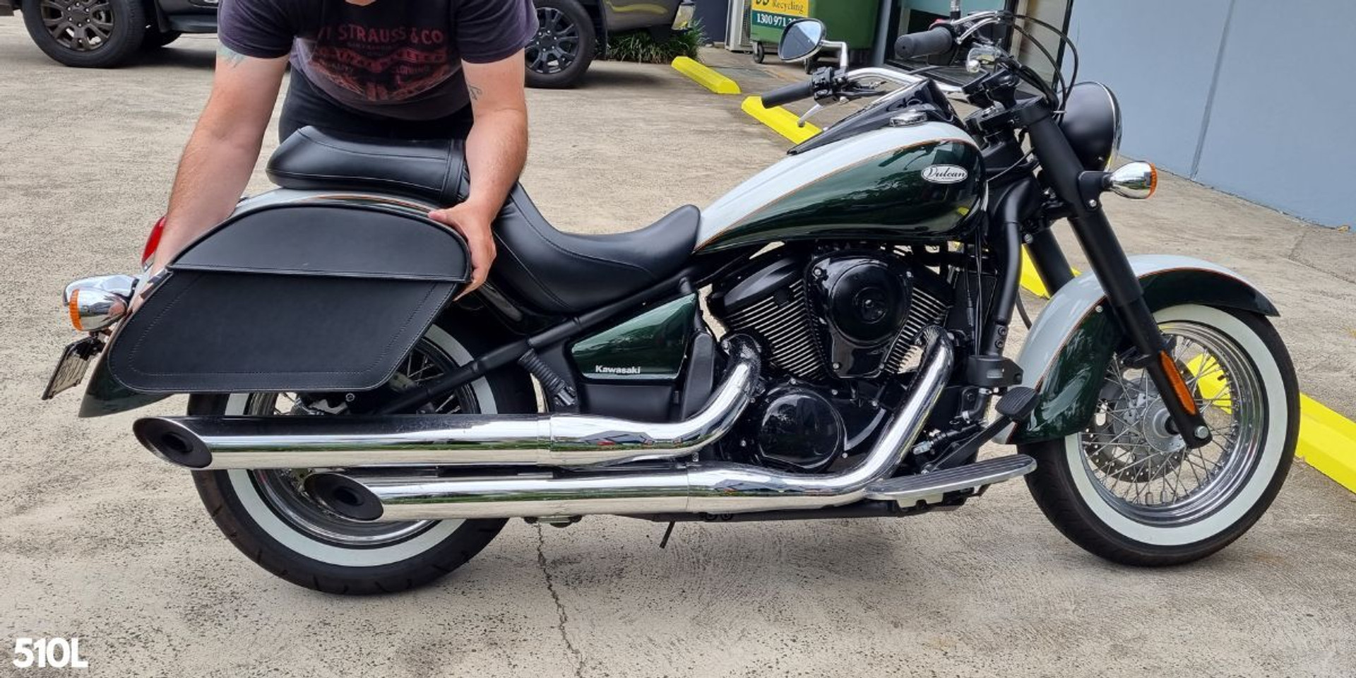 Kawasaki Vulcan 1700 Classic Motorcycle Saddlebags