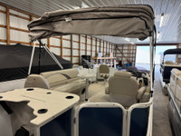 2017 Suncatcher G3 V18F