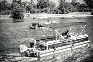 Do Pontoon Boats Have Bathrooms?