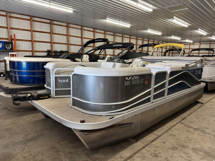 2018 Suncatcher G3 V20C pontoon