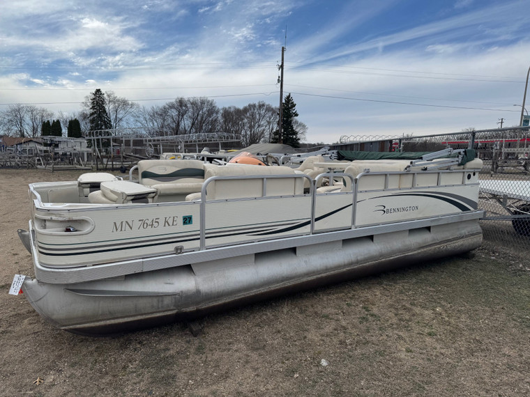 2006 2075GS Bennington Pontoon