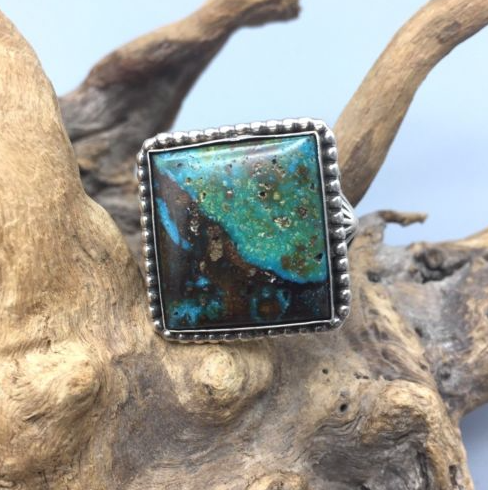 NEW!! *AMBROSE TSOSIE* RING WITH A UNIQUE, HIGH-GRADE, GREEN AND BLUE