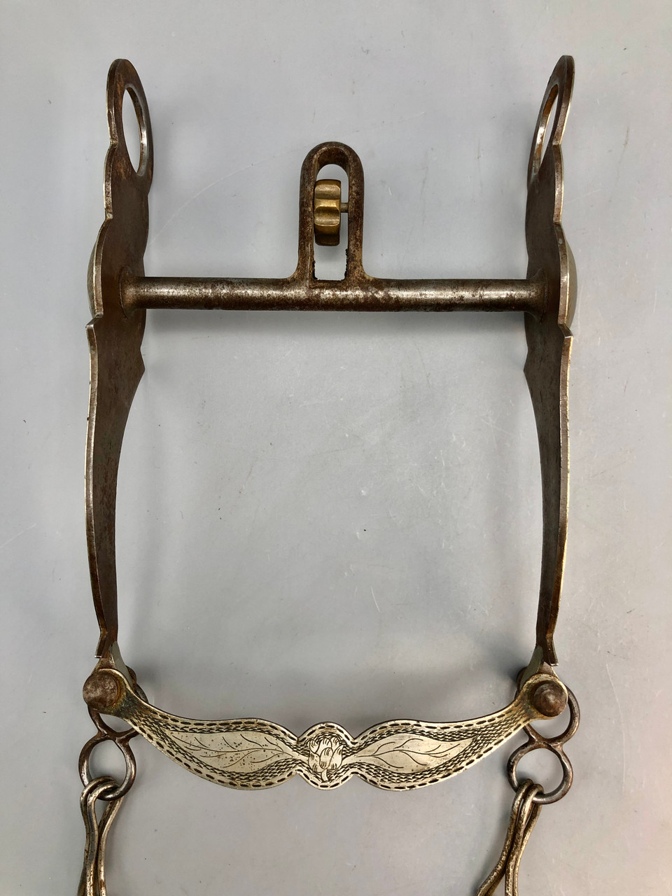 Ornate Pattern Walla Walla Prison Bit with Halfbreed Mouth and Rein Chains