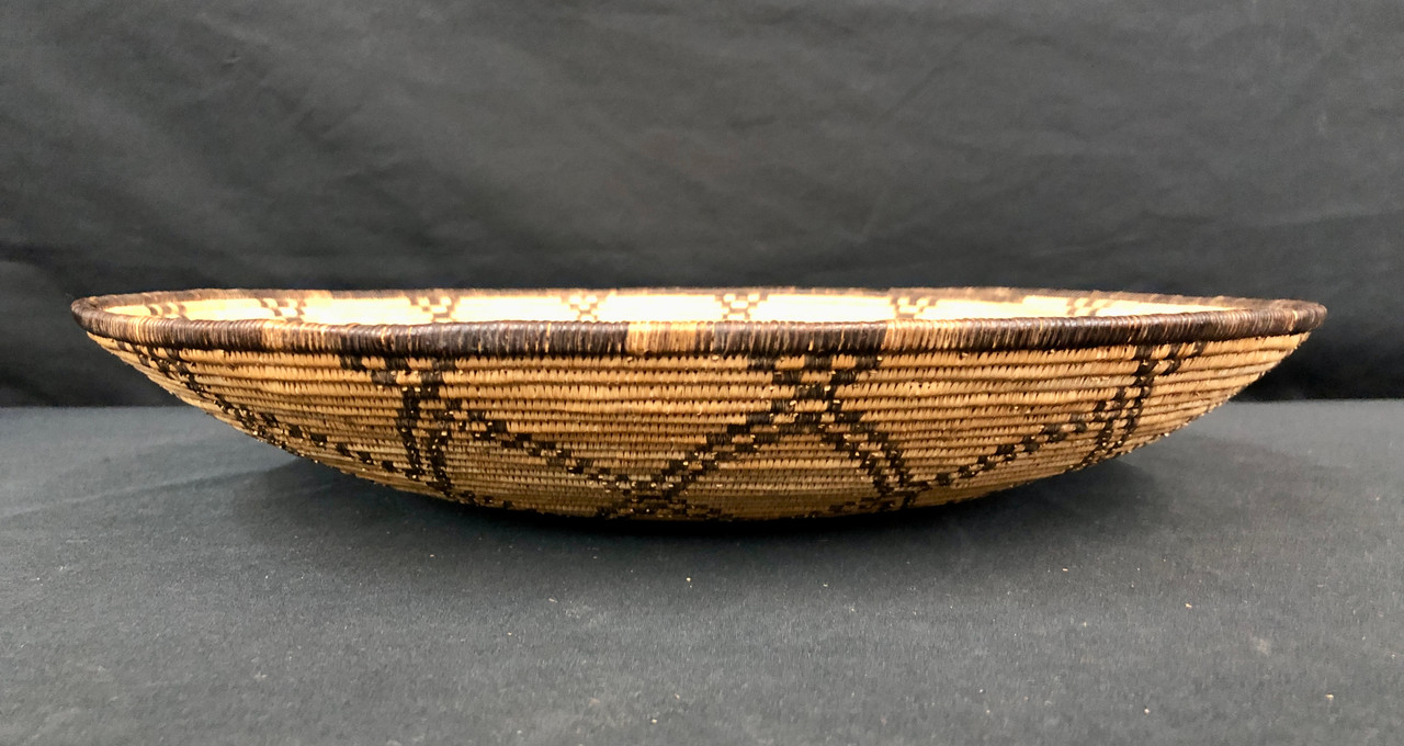 A Western Apache / Yavapai Sunflower Design Basket - Circa Late