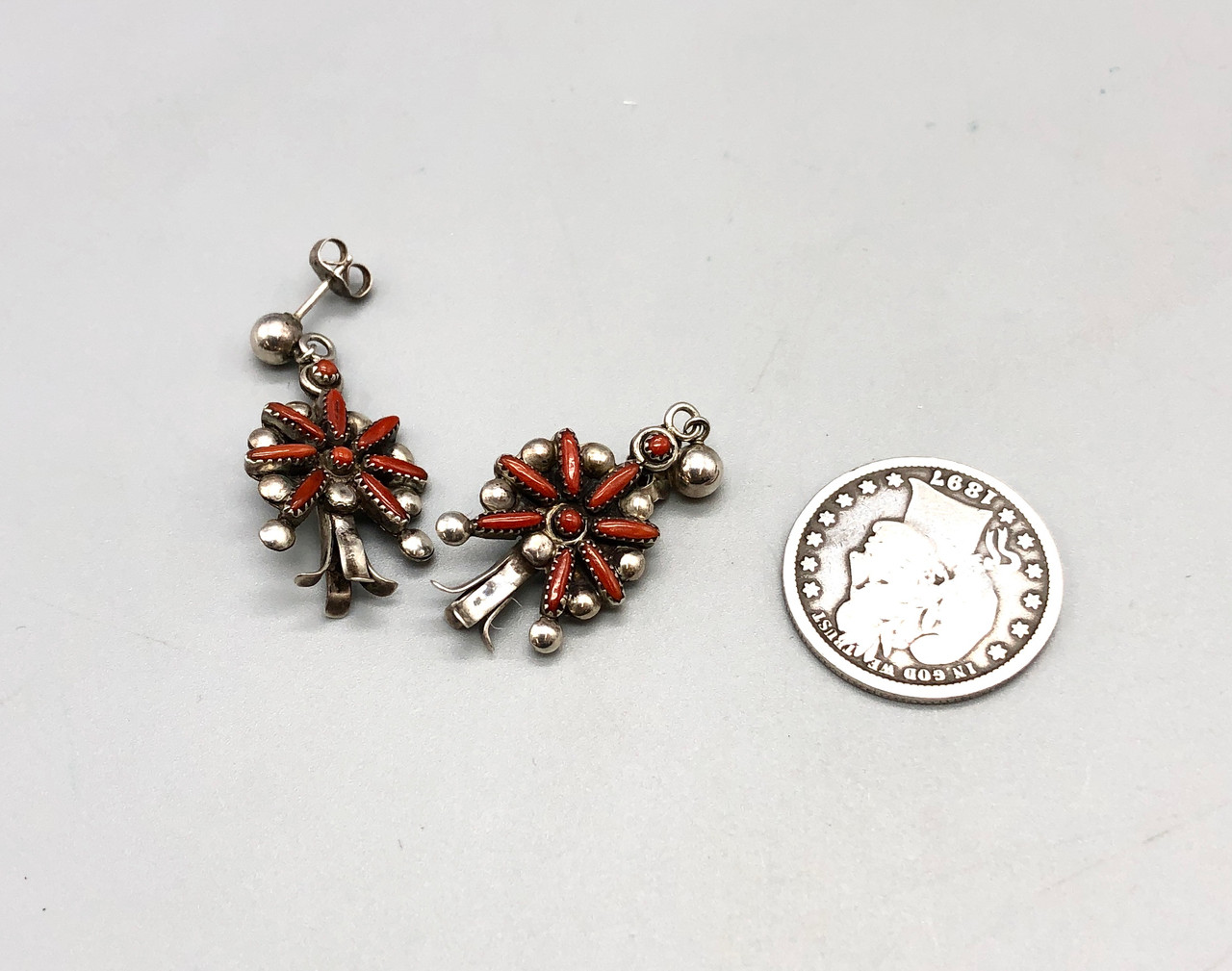 navajo ZUNI ターコイズ コーラル 925 トップ フラワー 4Pc. Zuni Needlepoint Coral Squash Blossom Set