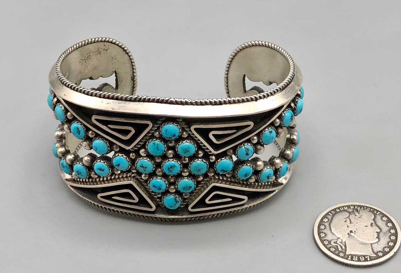 Stylish Cluster Bracelet by Billy Betoney
