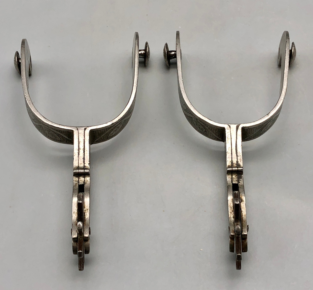 Offset Long Shank Show Spurs Southwestern Arrows Design Brass Rowels Mens