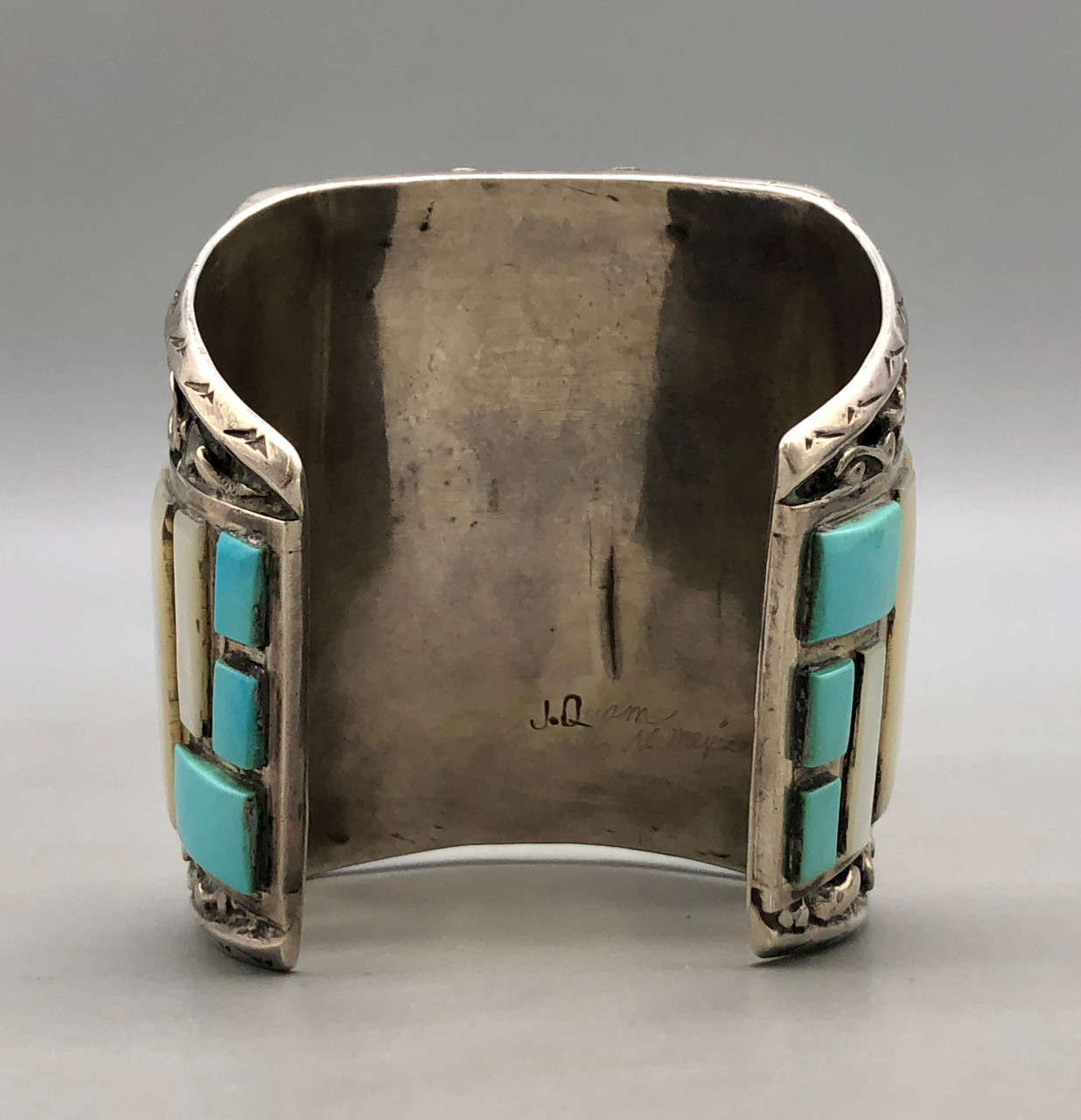 AMERICAN JEWELLERY COLLECTIONS 小売版 Stunning Zuni Larry & Faye Lonjose Turquoise Thunderbird
