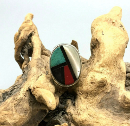 Multi-stone inlay ring