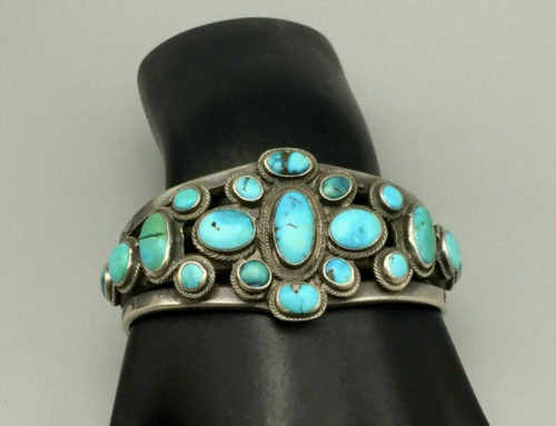 Cluster bracelet