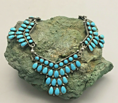 Cluster necklace