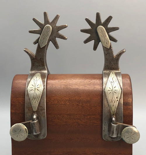 Crockett Single Mounted Diamond Spurs