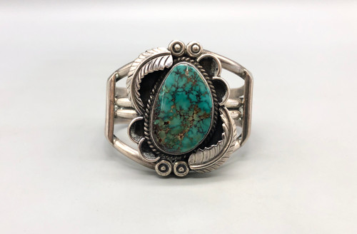 vintage 1970s sterling silver bracelet with a nice turquoise cabochon, remarkable turquoise cabochon with twisted wire