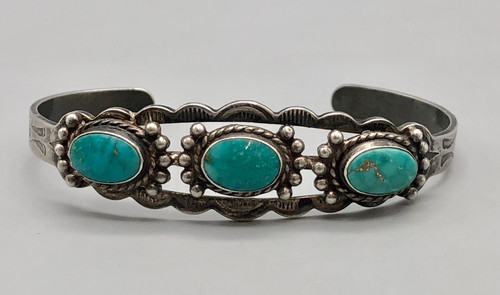 1930's sterling silver turquoise bracelet, turquoise cabochons of vibrant shades of bluish-green, scalloped edges