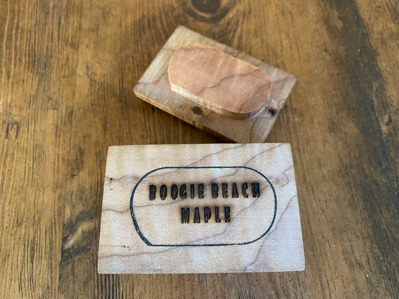 Boogie Beach Box - Maple Wood - logo underneath