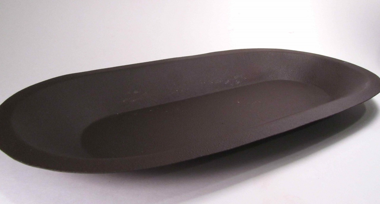 Primitive Rustic Black Metal Oval Pan