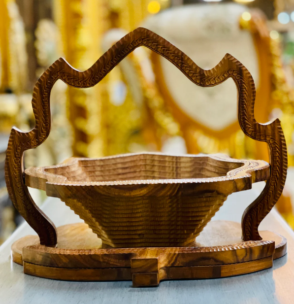 Collapsible Wooden Basket 16 inch Leaf