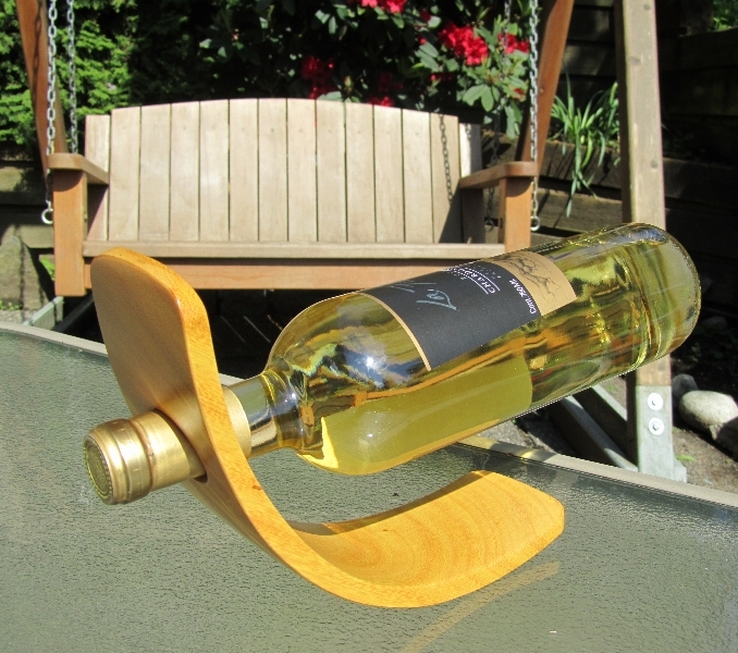 Curved Fustic Wood Wine Bottle Holder Curved Fustic Wood Wine Bottle Holder