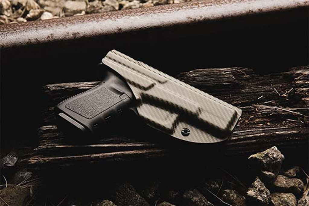 Best IWB Glock 26 Holster: Reviews and Guide