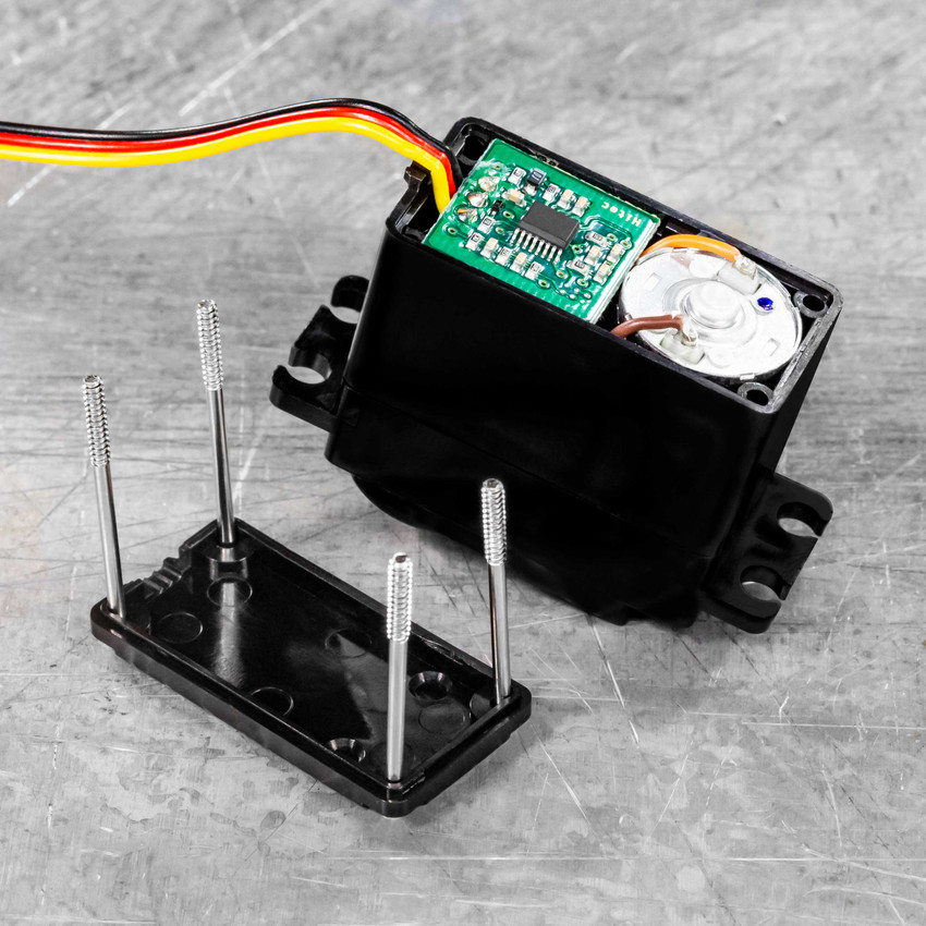 HS-485HB Servo-Stock Rotation