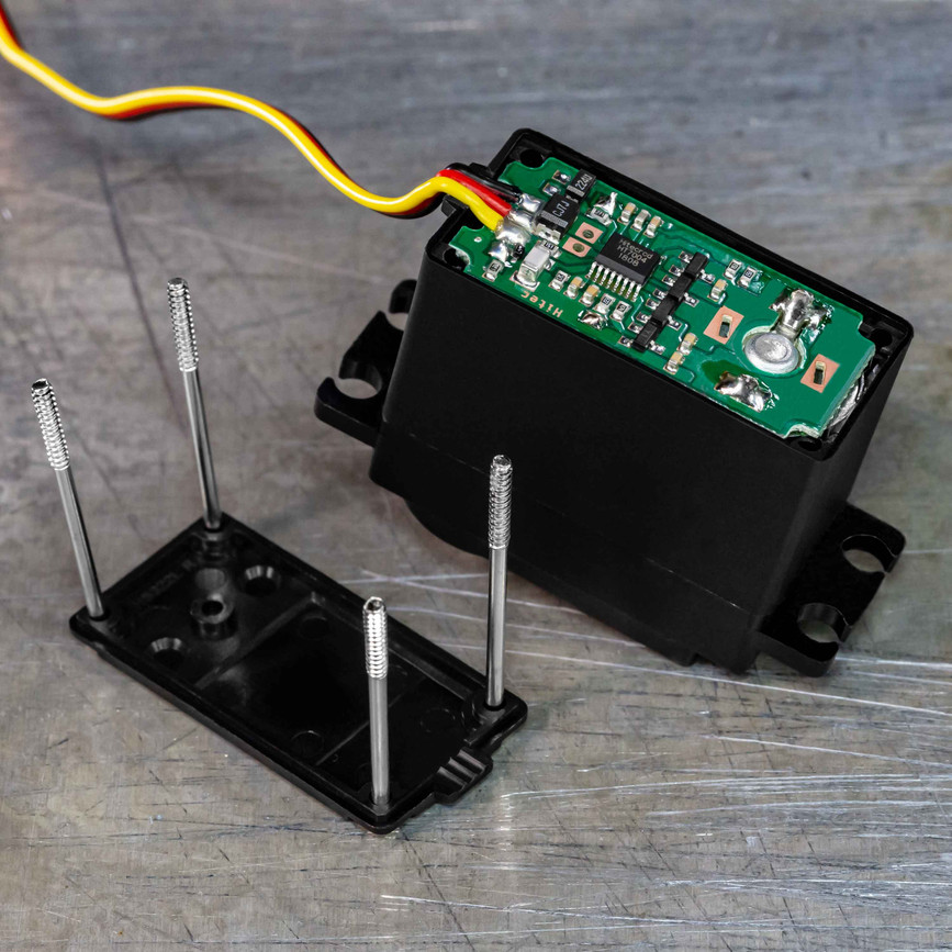 HS-318 Servo-Stock Rotation