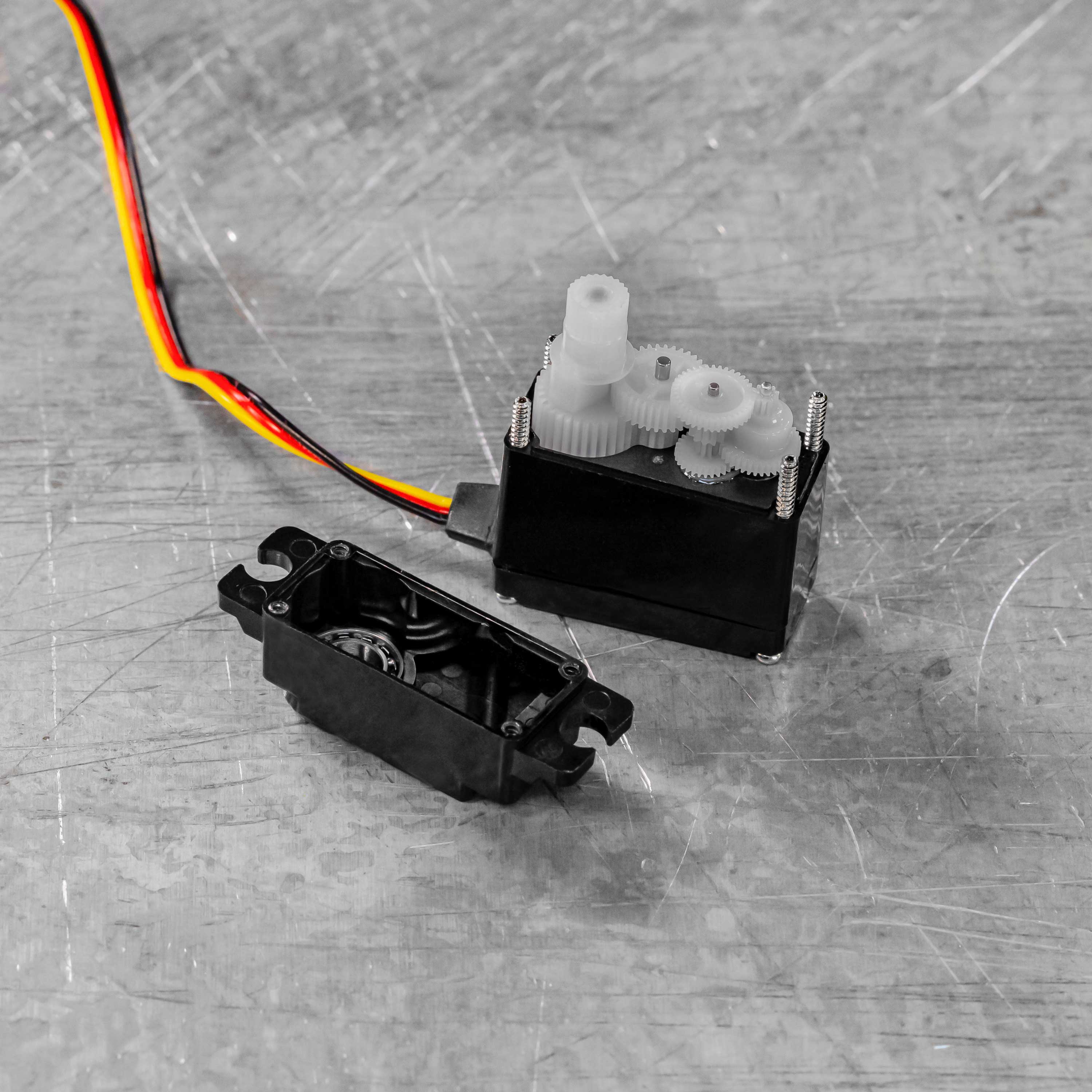 HS-85BB Servo-Clockwise (stock) - ServoCity®