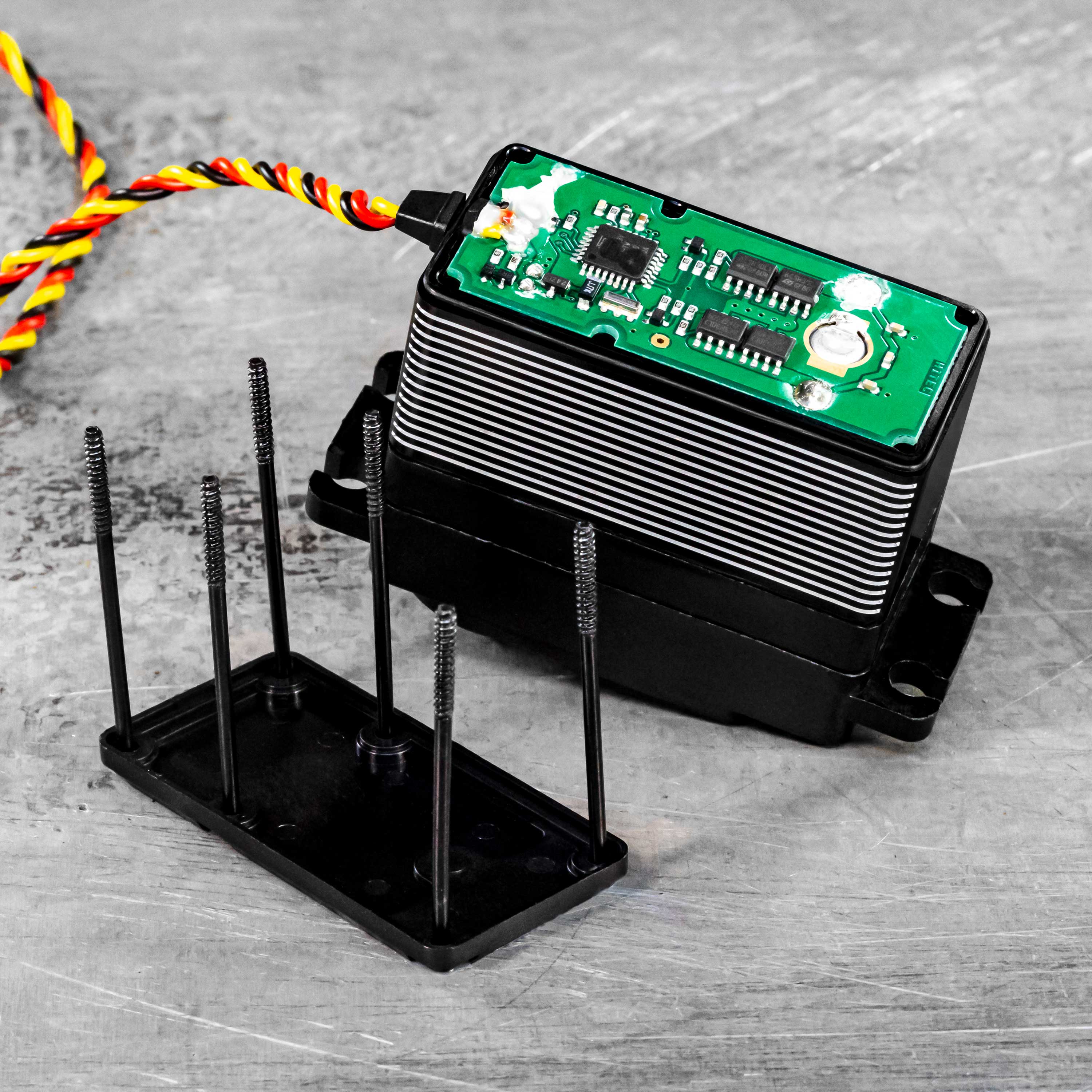 HS-5765MH Servo - ServoCity®