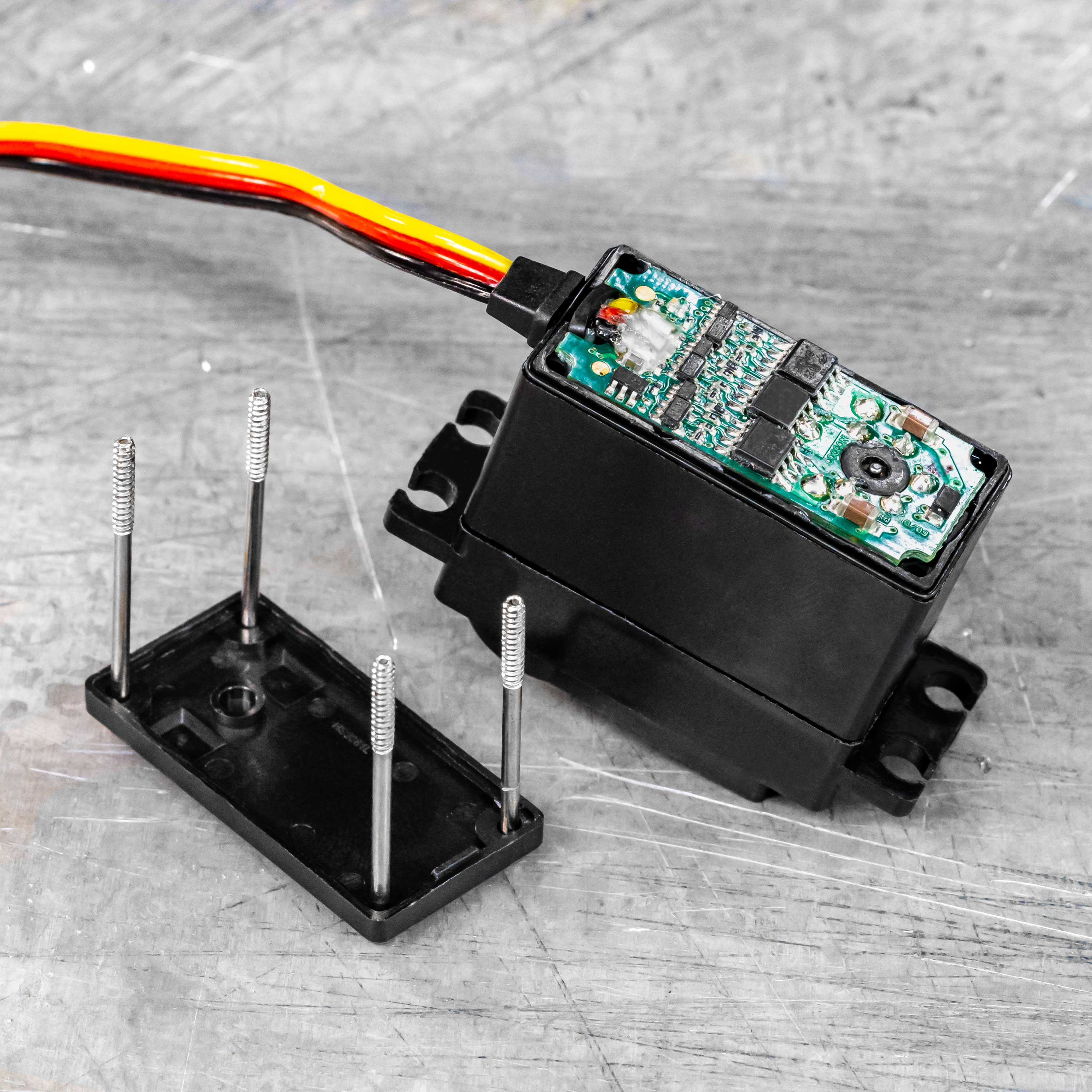 ハイテック HSB-9465SH 13.5kg/0.07s 39465 サーボ rdzdsi3 HSB-9465SH Servo - ServoCity®