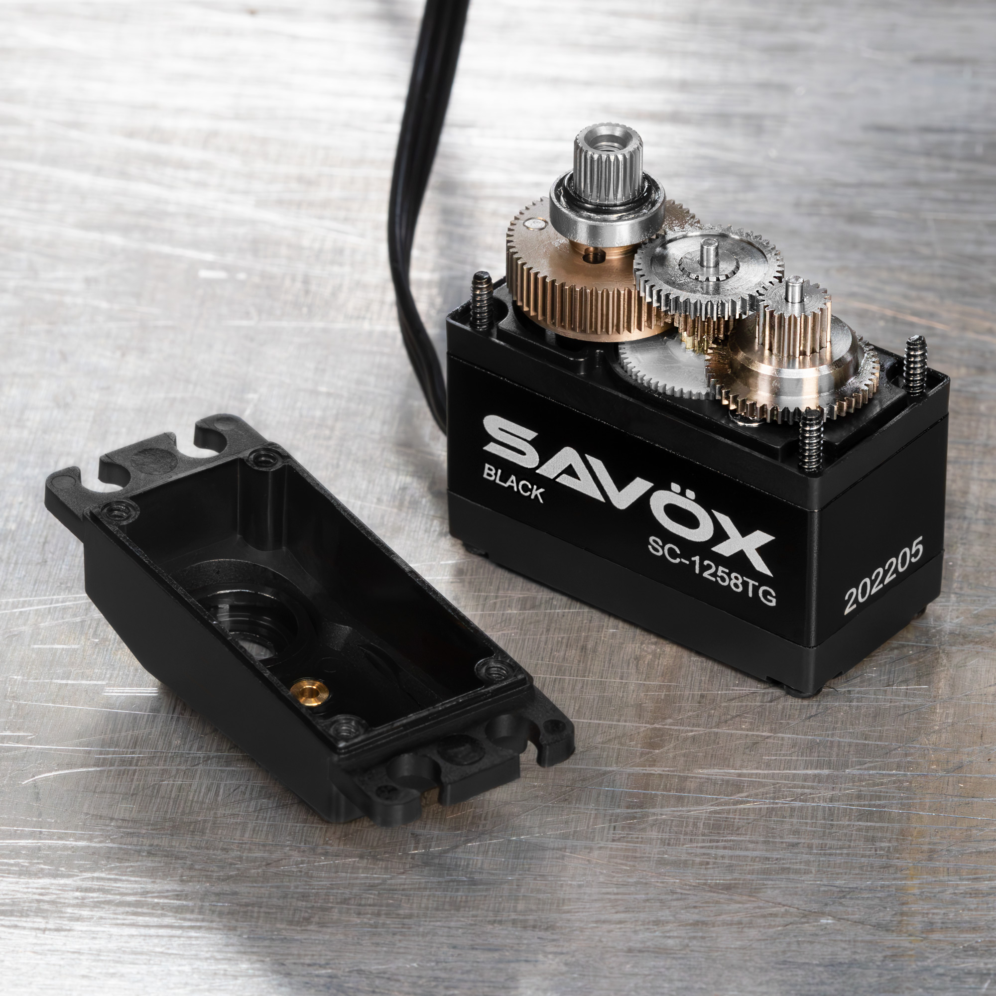 SC1258TG-BE Standard Size Coreless Digital Servo - ServoCity®