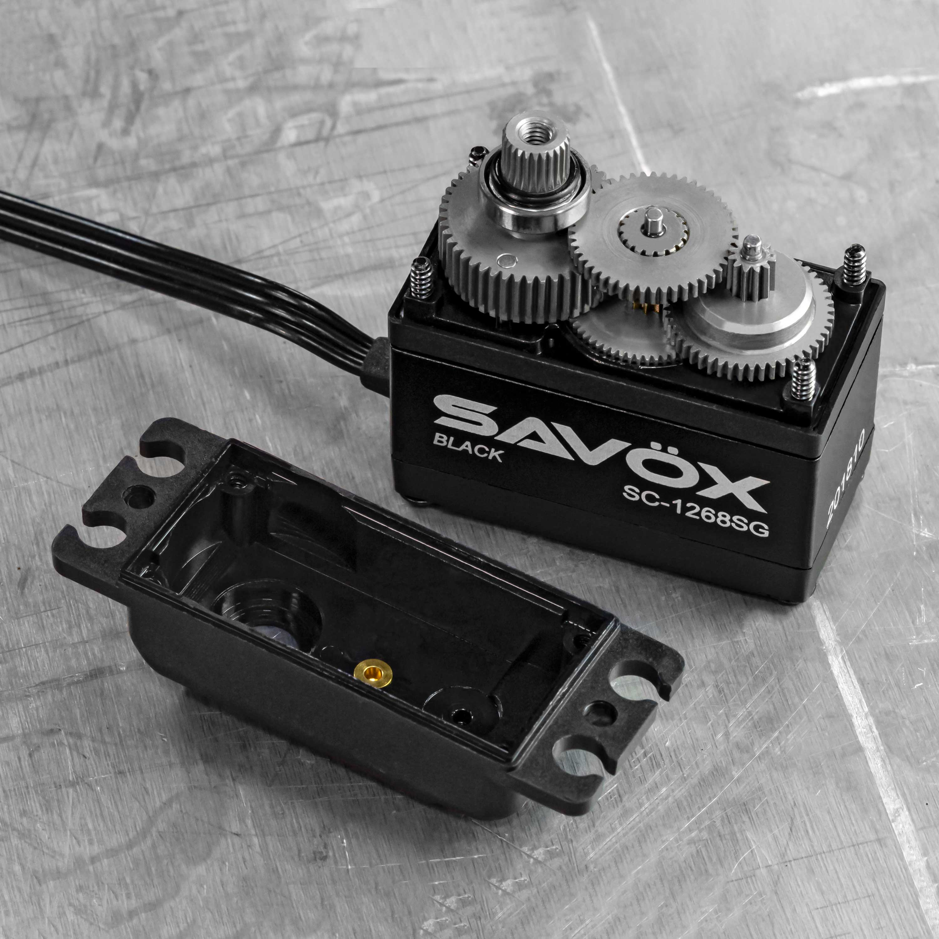 SC1268SG-BE High Torque Digital Servo (Black Edition) - ServoCity®