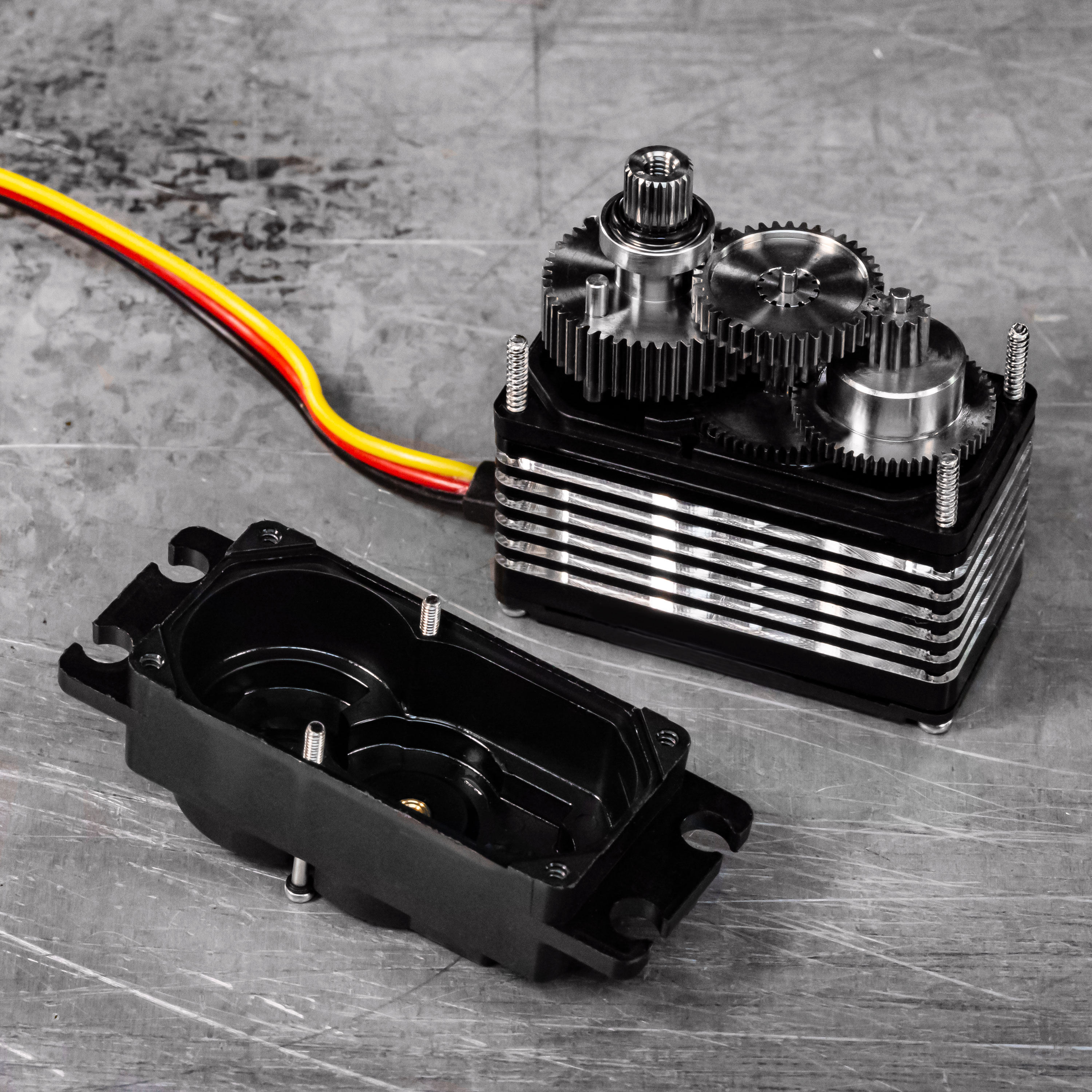 D980TW Servo-Clockwise (stock)-Stock Rotation - ServoCity® 