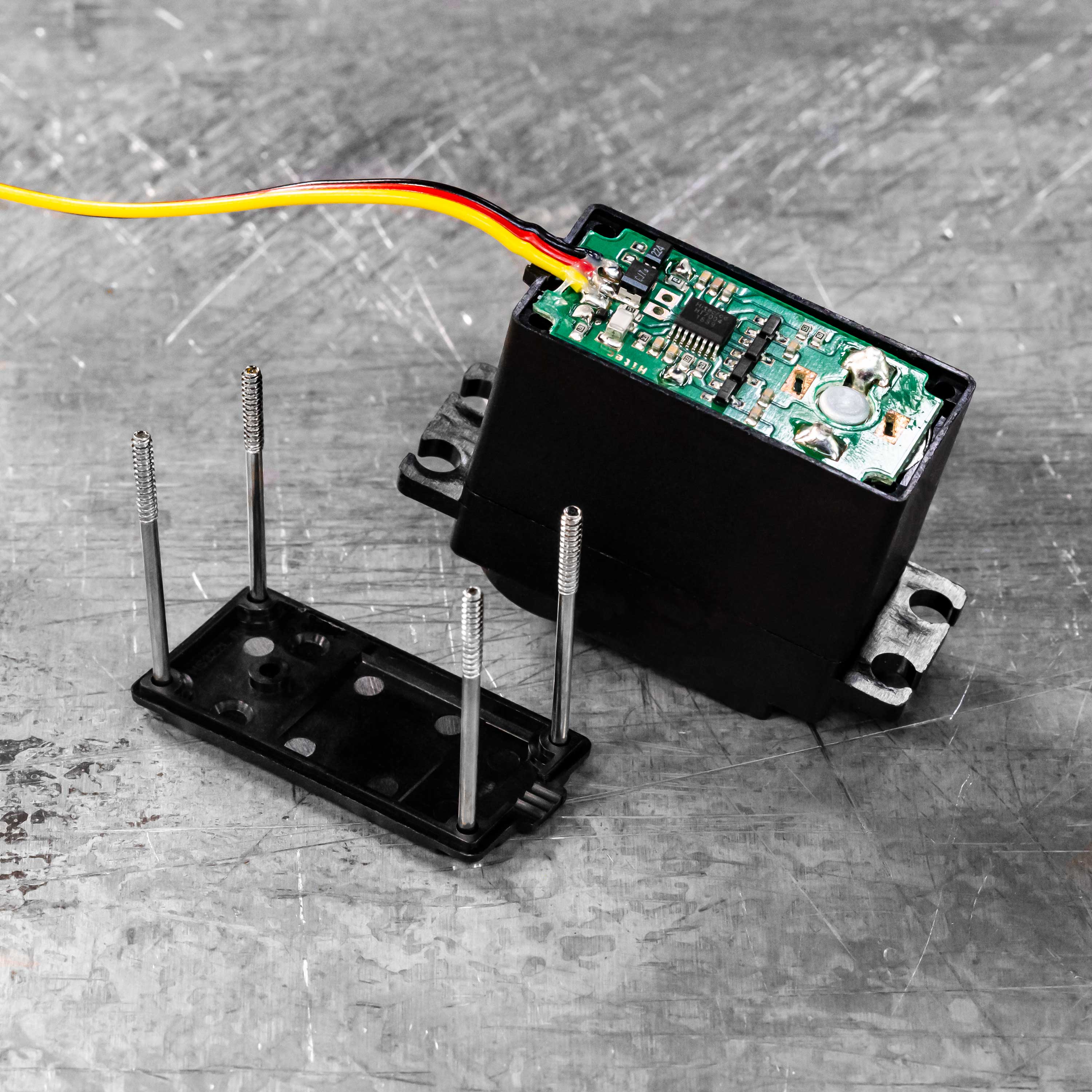 ハイテック HS-311 3.5kg/0.15s 31311サーボ o7r6kf1 HS-311 Actuator | Hitec Commercial Solutions