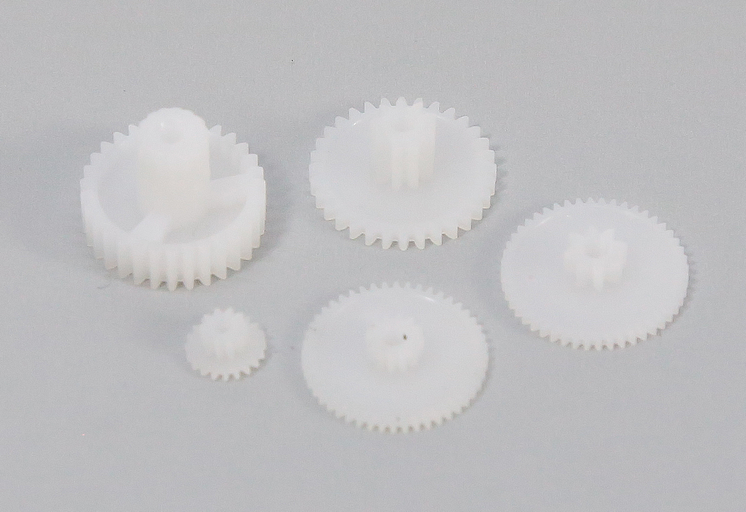 H.Sちゃん 55001 Hitec OEM Replacement Gear Set - ServoCity®