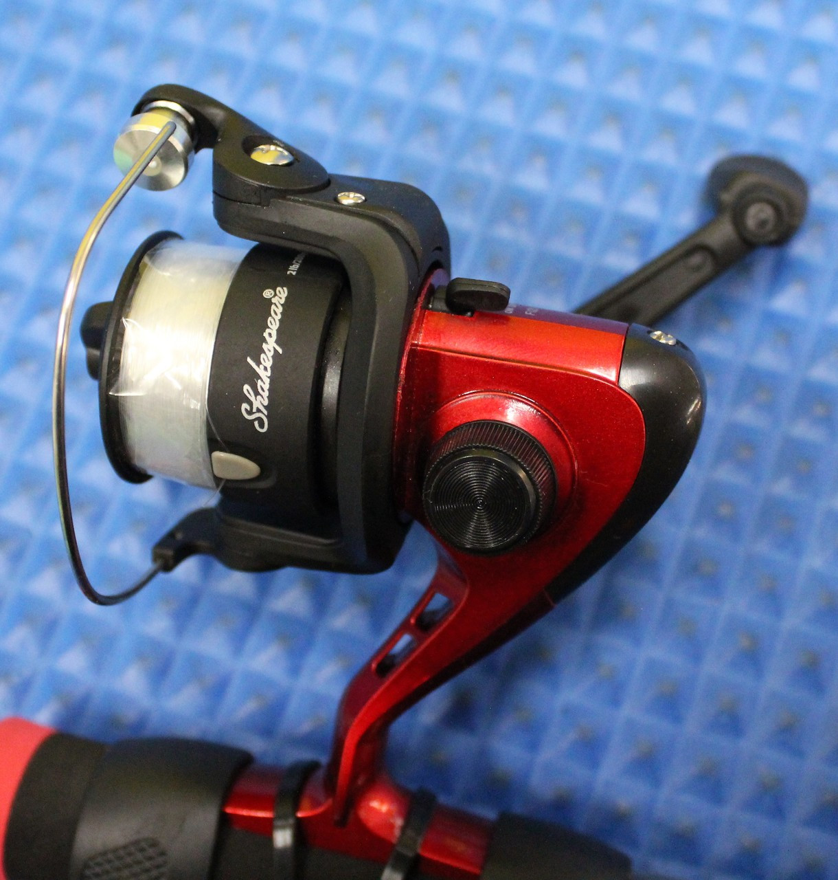 F120 Size 20 Ultralight Spinning Reel