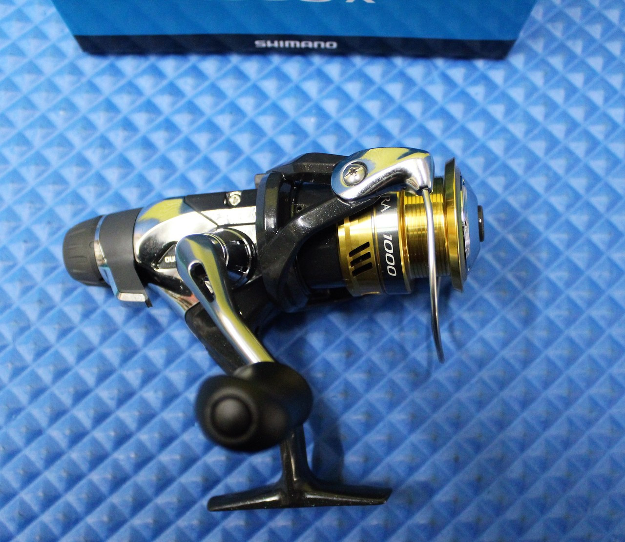 Shimano Sahara Spinning Reel Rear Drag R Series Blue Box CHOOSE YOUR MODEL!